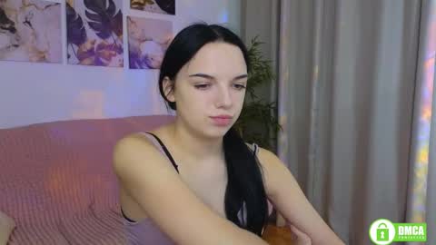 Snapshot of caroline_hey chatting on 9, 9, 2025 Mary and Carol online show from 9, 9, 2025