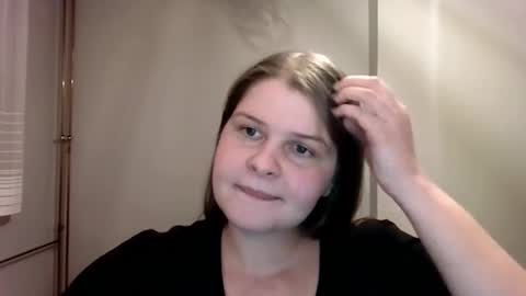 Caroline online show from 4, 3, 2025