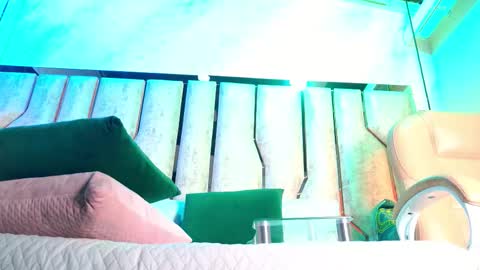 Carolina online show from 17, 12, 2025