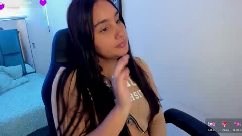 Snapshot of caroline_rodriguez_9 chatting on 3, 2, 2026 caroline_rodriguez_9 online show from 3, 2, 2026