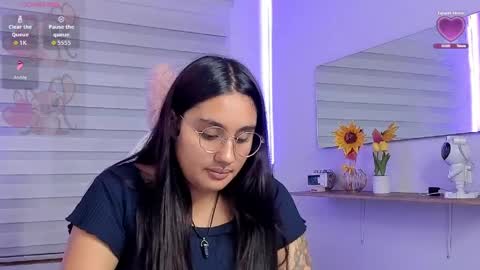 caroline_rodriguez_9 online show from 14, 5, 2026