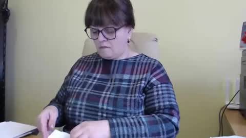 Snapshot of carolinedream_ chatting on 4, 2, 2025 CarolineDream  online show from 4, 2, 2025