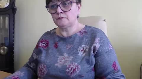 Snapshot of carolinedream_ chatting on 12, 2, 2025 CarolineDream  online show from 12, 2, 2025