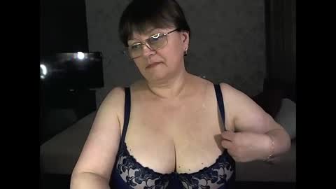 Snapshot of carolinedream_ chatting on 24, 2, 2025 CarolineDream  online show from 24, 2, 2025