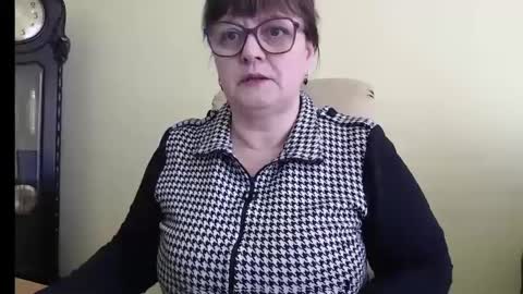 Snapshot of carolinedream_ chatting on 28, 2, 2025 CarolineDream  online show from 28, 2, 2025