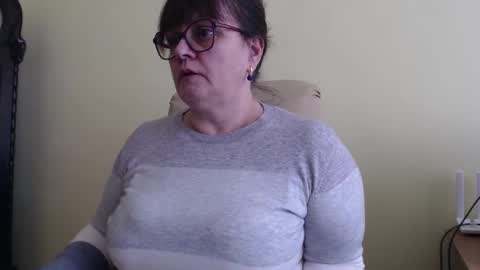 Snapshot of carolinedream_ chatting on 10, 3, 2025 CarolineDream  online show from 10, 3, 2025