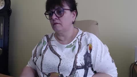 Snapshot of carolinedream_ chatting on 12, 3, 2025 CarolineDream  online show from 12, 3, 2025