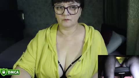 Snapshot of carolinedream_ chatting on 12, 9, 2025 CarolineDream  online show from 12, 9, 2025