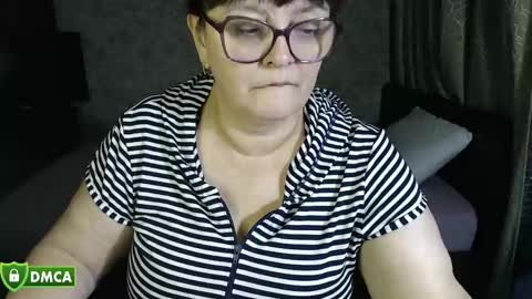 Snapshot of carolinedream_ chatting on 22, 10, 2025 CarolineDream  online show from 22, 10, 2025