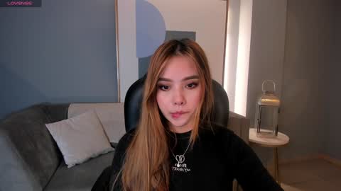 Snapshot of carolinegrace_ chatting on 24, 12, 2024 Caro online show from 24, 12, 2024