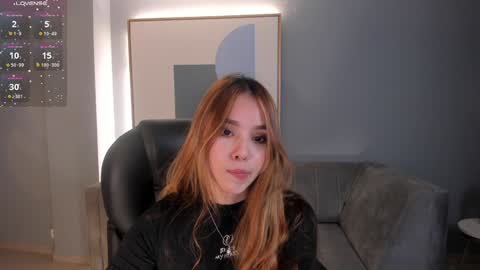 Snapshot of carolinegrace_ chatting on 29, 12, 2024 Caro online show from 29, 12, 2024
