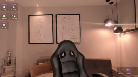 Snapshot of carolinegrace_ chatting on 14, 1, 2025 Caro online show from 14, 1, 2025