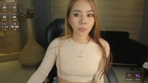 Snapshot of carolinegrace_ chatting on 27, 1, 2025 Caro online show from 27, 1, 2025