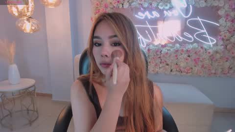 Snapshot of carolinegrace_ chatting on 6, 2, 2025 Caro online show from 6, 2, 2025