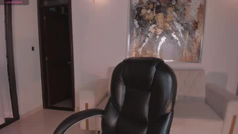 Snapshot of carolinegrace_ chatting on 7, 3, 2025 Caro online show from 7, 3, 2025