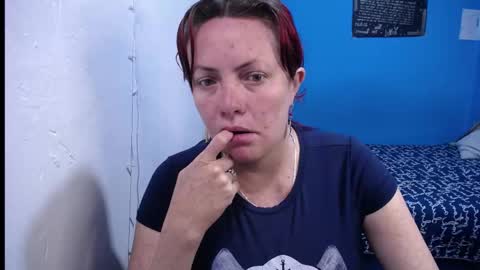 Carolinhe  online show from 7, 3, 2026