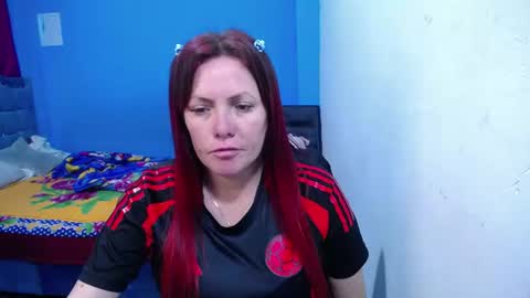 Carolinhe  online show from 4, 7, 2026