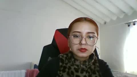 carolinnapinkman online show from 30, 4, 2026