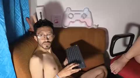 Snapshot of caroll_luna chatting on 16, 12, 2024 kitty online show from 16, 12, 2024