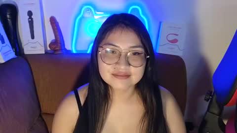Snapshot of caroll_luna chatting on 20, 12, 2024 kitty online show from 20, 12, 2024