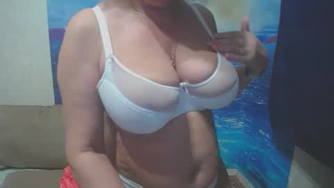 Snapshot of caroncapella chatting on 25, 1, 2025 VicunaCool online show from 25, 1, 2025