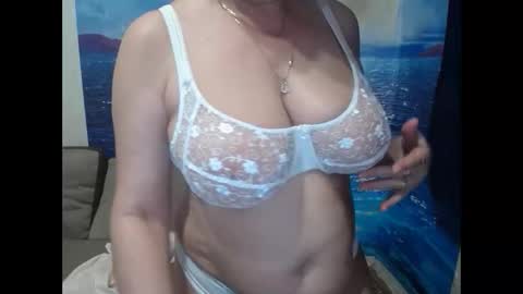 Snapshot of caroncapella chatting on 6, 3, 2025 VicunaCool online show from 6, 3, 2025