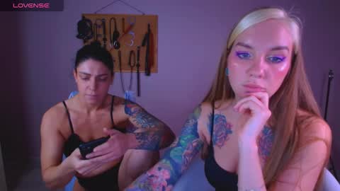 Carrie online show from 19, 11, 2025