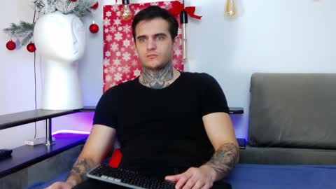 Snapshot of carter_reos chatting on 17, 12, 2024 Carter online show from 17, 12, 2024