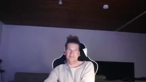 carusouncle online show from 10, 1, 2026