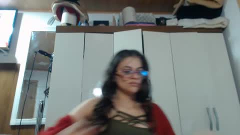 Snapshot of cary_mary chatting on 17, 12, 2024 Cary mary online show from 17, 12, 2024
