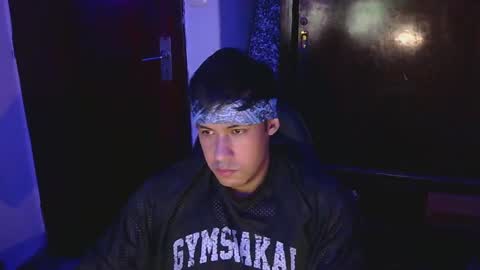 Snapshot of casas_oom chatting on 8, 3, 2025 online show from 8, 3, 2025