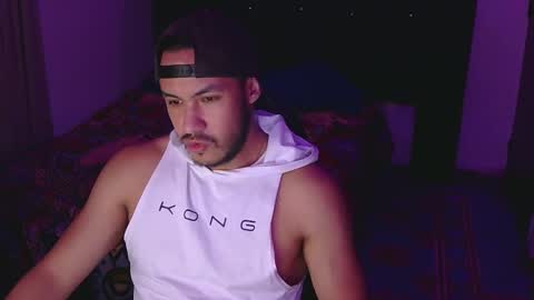 Snapshot of casas_oom chatting on 27, 9, 2025 online show from 27, 9, 2025