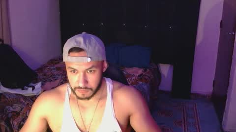 Snapshot of casas_oom chatting on 1, 11, 2025 online show from 1, 11, 2025