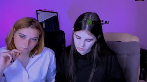 Snapshot of casey_meow_ chatting on 13, 10, 2025 casey_meow_ online show from 13, 10, 2025