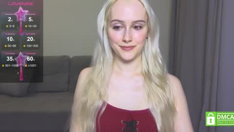 Snapshot of caseylabow chatting on 11, 1, 2025 My name is Casey... Nice to meet you I will be happy to have funthumbs up please its important online show from 11, 1, 2025