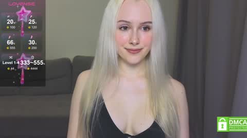 Snapshot of caseylabow chatting on 26, 1, 2025 My name is Casey... Nice to meet you I will be happy to have funthumbs up please its important online show from 26, 1, 2025