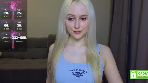 Snapshot of caseylabow chatting on 5, 2, 2025 My name is Casey... Nice to meet you I will be happy to have funthumbs up please its important online show from 5, 2, 2025