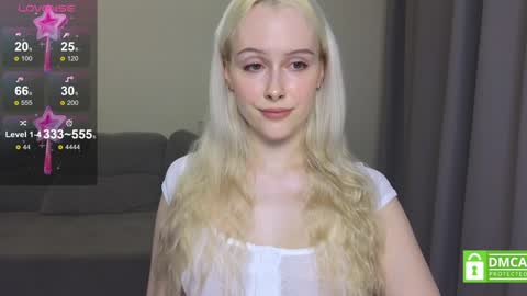 Snapshot of caseylabow chatting on 6, 2, 2025 My name is Casey... Nice to meet you I will be happy to have funthumbs up please its important online show from 6, 2, 2025