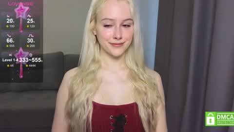 Snapshot of caseylabow chatting on 14, 2, 2025 My name is Casey... Nice to meet you I will be happy to have funthumbs up please its important online show from 14, 2, 2025