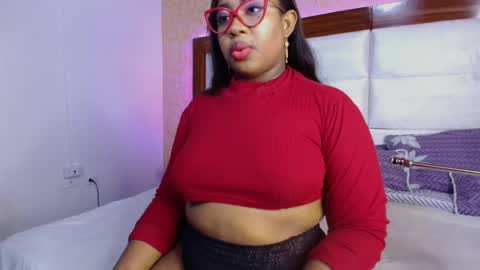 Snapshot of caseymoon chatting on 4, 2, 2025 Casey online show from 4, 2, 2025