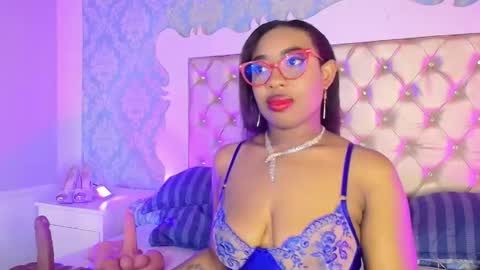 Snapshot of caseymoon chatting on 7, 3, 2026 Casey online show from 7, 3, 2026