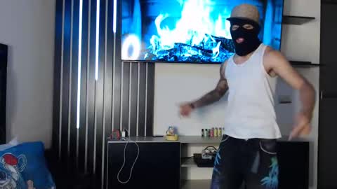 Snapshot of cash_master77 chatting on 1, 1, 2025 Cash Master777 online show from 1, 1, 2025