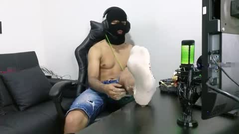 Snapshot of cash_master777 chatting on 9, 4, 2026 cash_master777 online show from 9, 4, 2026