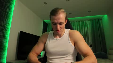 Snapshot of cashmasterreed chatting on 2, 10, 2025 Chase Reed online show from 2, 10, 2025