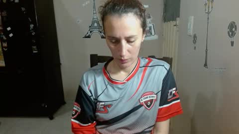 Snapshot of cassandra_brownn chatting on 4, 12, 2025 online show from 4, 12, 2025