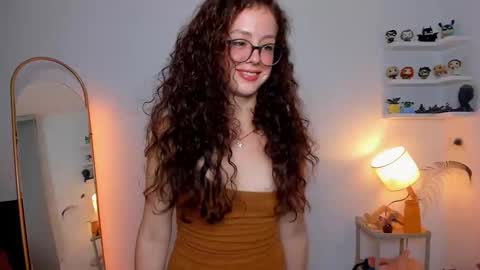 Snapshot of cassandra_caiin chatting on 7, 10, 2025 Cassie online show from 7, 10, 2025