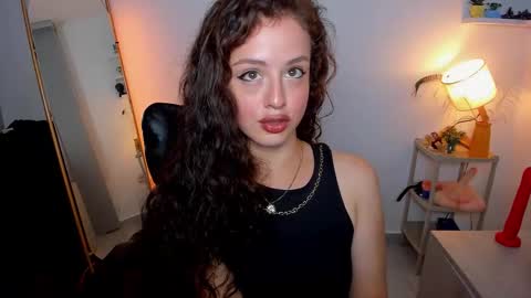 Snapshot of cassandra_caiin chatting on 19, 10, 2025 Cassie online show from 19, 10, 2025