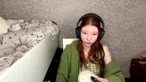 Snapshot of cassandraneiman chatting on 17, 10, 2025 cassandraneiman online show from 17, 10, 2025