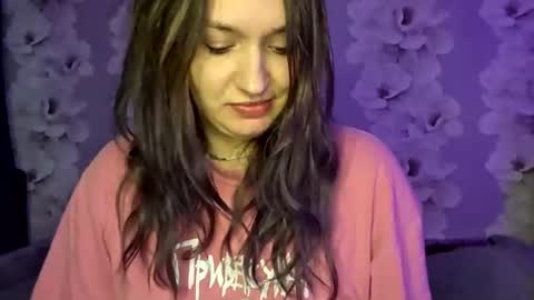 Snapshot of cassandratate chatting on 10, 7, 2026 Casey Chris online show from 10, 7, 2026