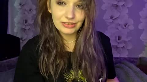 Snapshot of cassandratate chatting on 14, 7, 2026 Casey Chris online show from 14, 7, 2026